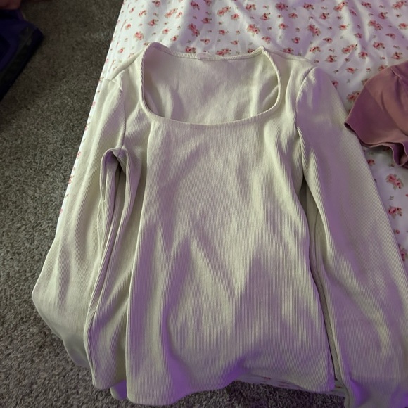 clothes - Picture 7 of 7